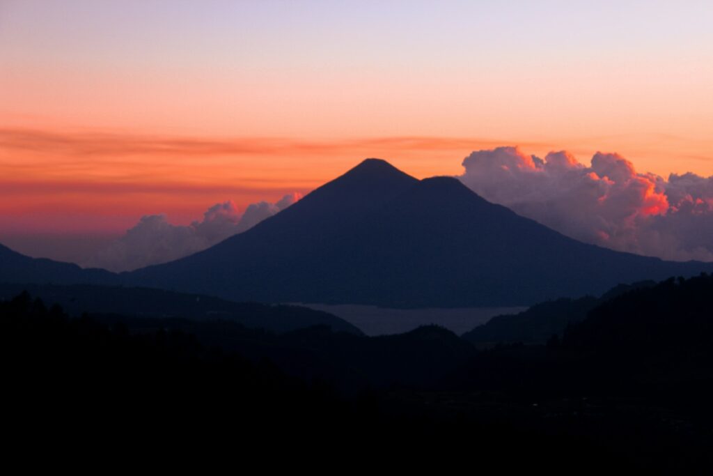 bali-vulcano-alba Alba dalla cima del vulcano a Bali