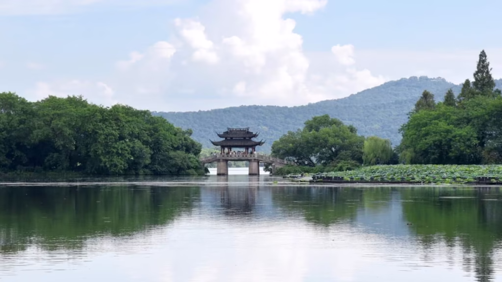 hangzhou-lake-bridge Dettagli iconici del lago di Hangzhou