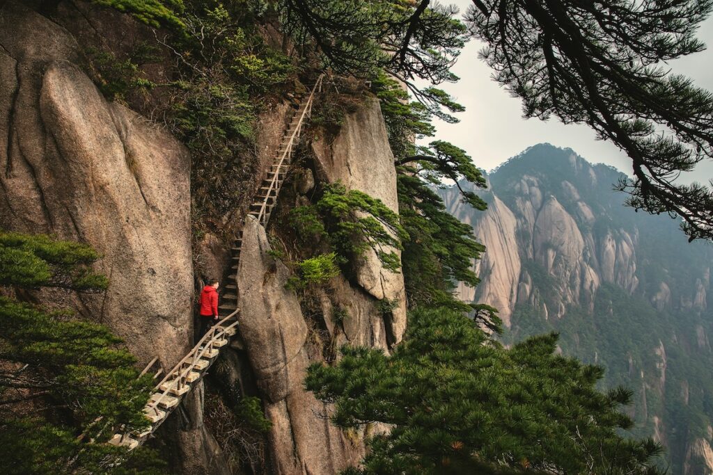 huangshan-scale Huangshan mountains: 8 km di scalinate
