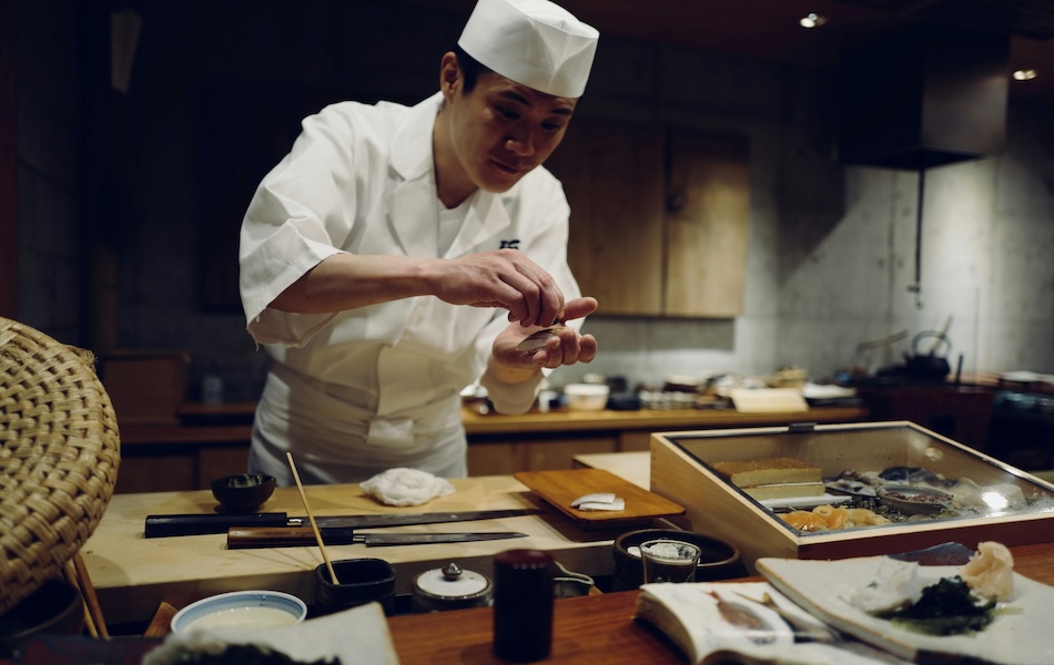 chef kaiseki Chef prepara la cucina kaiseki