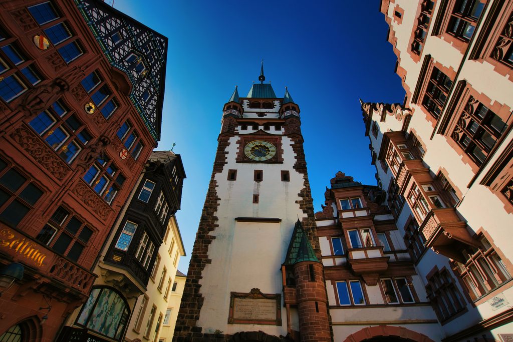 pexels-horst-dreisbach-390172380-21358189 torre friburgo